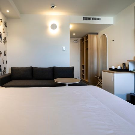 Holiday Inn Perpignan, An Ihg Hotel Экстерьер фото