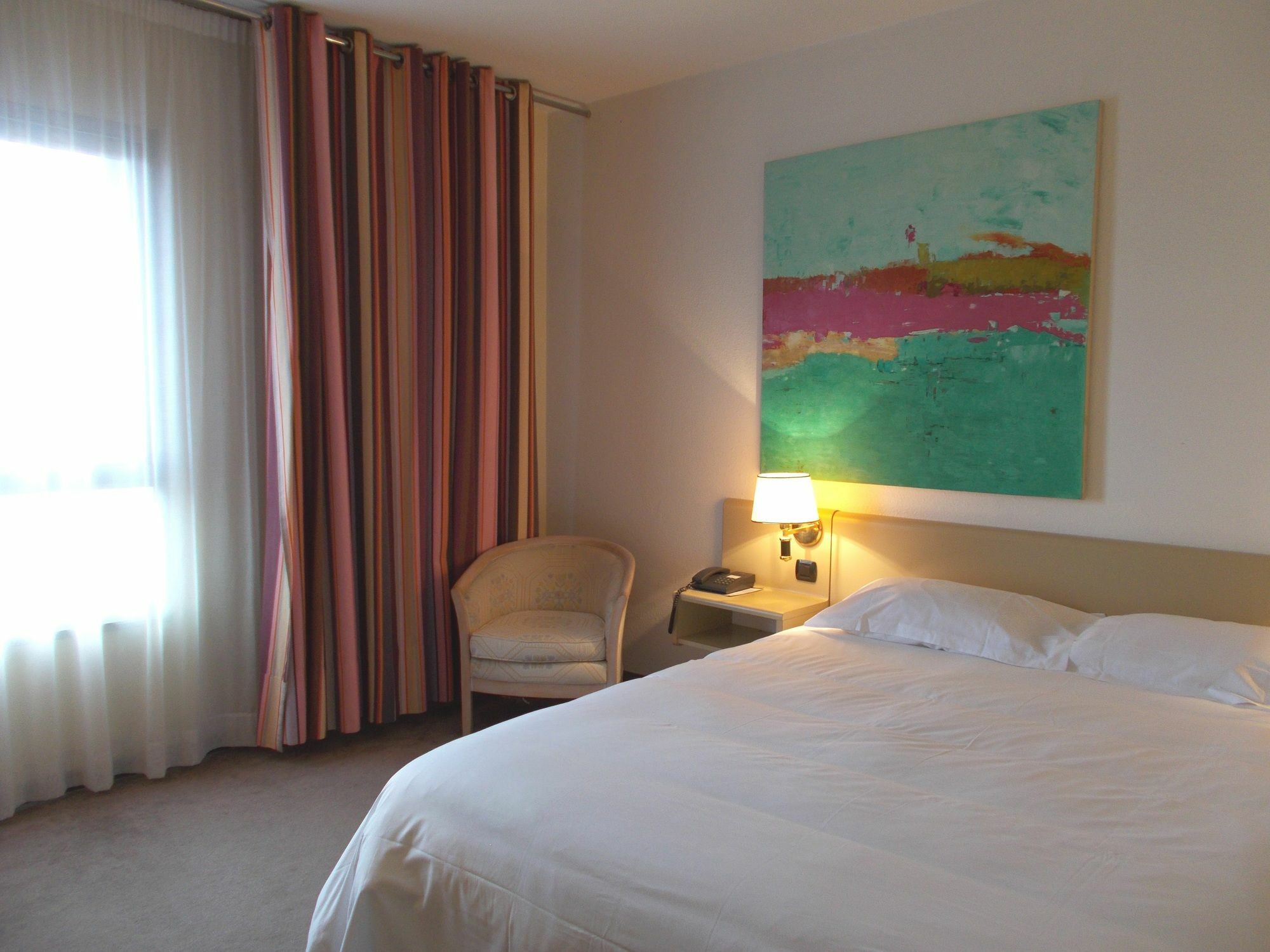 Holiday Inn Perpignan, An Ihg Hotel Экстерьер фото